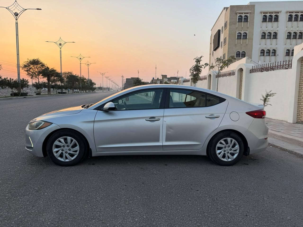 سلام عليكم للبيع النترا 2018رقم أربيل الدولي تريد تحويل تريد وكالة السياره جديده ماشيه 55الف وارد امريكي حادثه بنيد فقط بدون دواخل تبريد شغال ❄️ محرك 2000دوش 
السياره مابيه اي نقص السعر 125وبيها مجال مكاني كربلاء 📞 ***********
