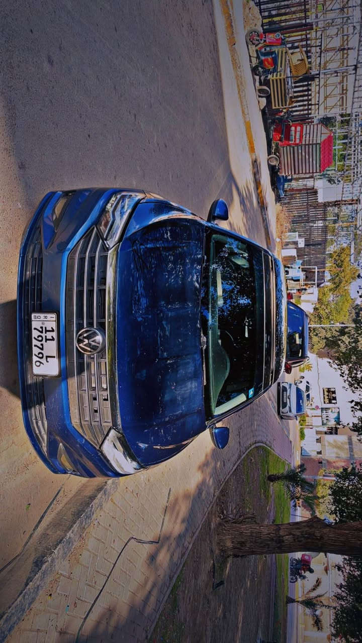 السلام عليكم 
جيتا ٢٠١٩ 
رقم بغداد الانكليزي الجديد باسمي
 هزه جديده 
فول موصفات 
بصمه  بانوراما  جلد  ردارات جانبيه 
توقف ذاتي  هند بريك بصمه
ويل كب  تحكمات ستيرن 
قياده ذاتيه  لدات وزنون امامي 
لدات خلفي  كامرا  شاشه 
انظمه قياده  تدفئه كشنات 
محرك ١٤٠٠ تيربو جدا اقتصادي 
ماشيه 105فقط 
كير مكينه صدر تبريد كله كفاله تخم تاير نكسن كوري اصلي 
السياره بيها صبغ فقط البنيد وبل العراق صبغ باب اثر طخه  بدراجه
السعر126ماكو هيج سعر جيتا 
بالعافيه على ياخذها 
مكاني بغداد الاعظميه
*********** بغداد, العراق
