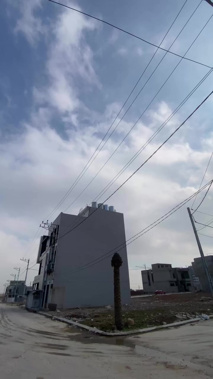 ارض للبيع جمعية النور خلف مجمع ديوان 

المساحة 200 متر ركن  12.5* 16 

بأسم الشرعي مباشر 

شارعين تبليط 12 متر 

للاستفسار اكثر مراجعة مكتب العمران سايدين السكر

***********
***********
