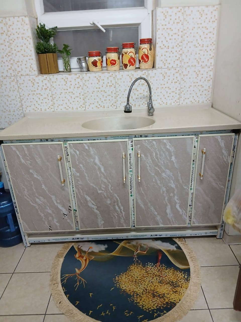 كاونتر مستعمل قليل 600رقم الهاتف ***********
