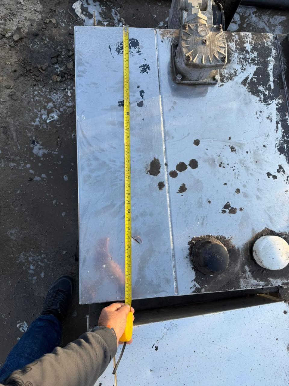 صندوك تانكي هيدروليك مزدوج
١٨٠لتره التانكي بلادي كرين

سعره ٤٥٠دَلار

***********

***********
