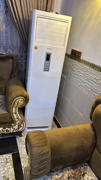 … سبلت ٢ طن SHARBO جديد جدآ القطعه الخارجية مالته اتعرضت الى نار حريق ...