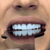 عيادة أسنان • دكتوره هند الحسيني • الامين تقاطع الزهور