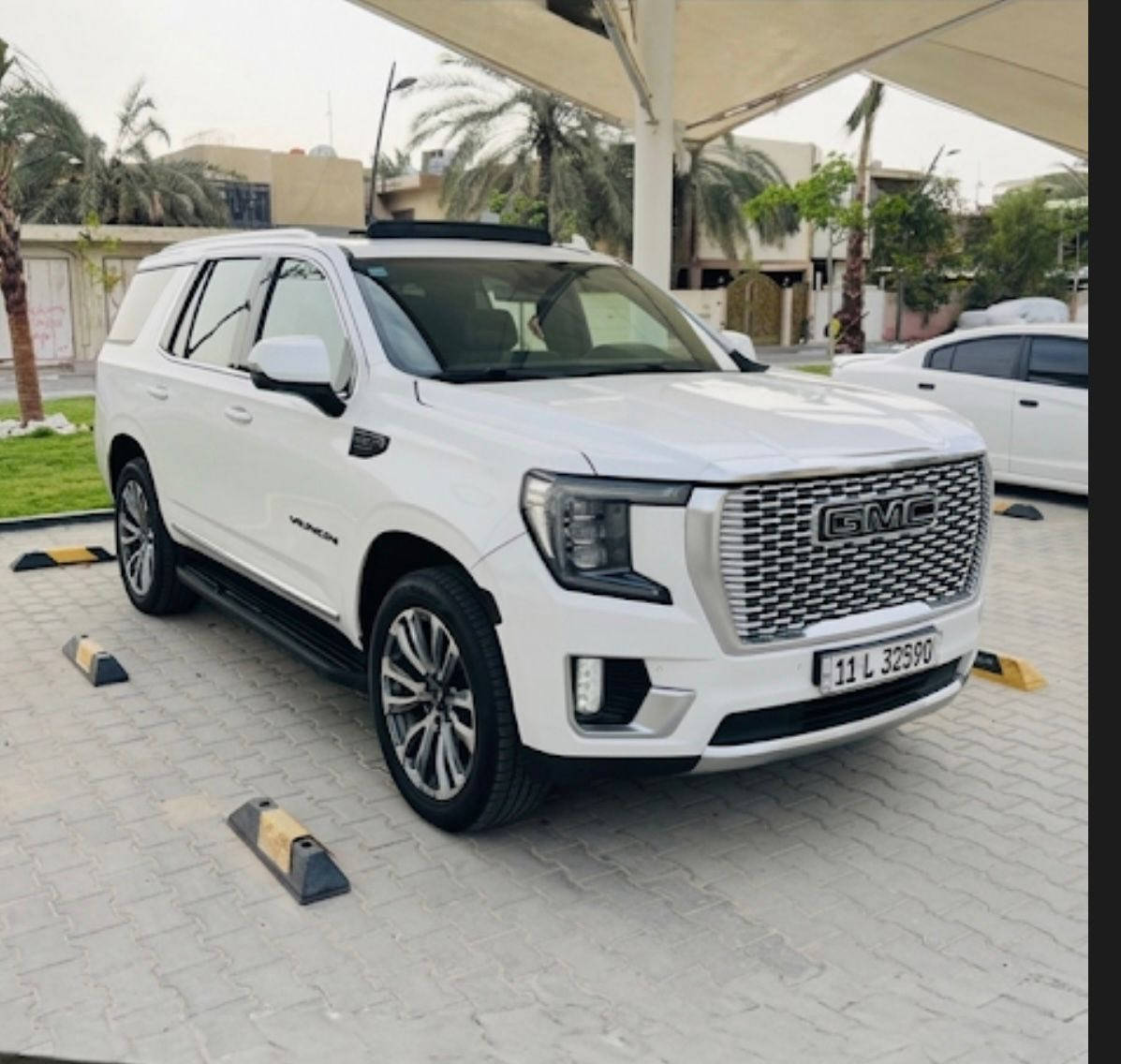جمسي يوكن SLT 2022 مكينة 5300
- وارد كندي
فول مواصفات اعلى فئة
*   الموديل: 2022.
*   اللون: أبيض صدفي (بترة).
*   الحالة: وارد كندي، الحادث (بنيد فقط) بدون إيرباك،
وبدون تبديل اي قطعة فقط بنيد بي ضرر بل بداية ومبدل جي ام +بارد كد شبر ب الجاملق الامامي
السيارة جاهزة، جديدة، وبحالة الوكالة.
*   الضمان: كفالة تامة من الضربة، التبديل، الصبغ، البارد،
*   المكانيك: حدادية 100%، تبريد وتدفئة وكافة
مكينة كير بلاد بدون فتح اي قطعة
الكهربائيات تعمل بكفاءة عالية بدون أي نقص، تخم تاير جديد.
*   المواصفات (أعلى فئة - فول مواصفات 1/1):
*   فتحة سقف بانوراما.
*   كراسي (كشنات) جلد مع ميزة التدفئة والتبريد.
*   ستيرن كهرباء.
* خمس كاميرات (نظام رؤية 360 درجة).
*   رادارات (أمامية، خلفية، وجانبية).
*   نظام تحديد المسار والنقطة العمياء.
*   حساسات أمامية وخلفية.
*   كراسي خلفية كهرباء + صندوق كهرباء.
.تعتيم مري جانبي وصطي
.توقف ذاتي
*   بالإضافة إلى العديد من المواصفات الأخرى.
*   الأوراق الرسمية: رقم بغداد (ألماني جديد) باسمي، جاهزة للتحويل مباشرة، وبدون أي غرامات.
*   السعر:435$ ورقة
*   العنوان: البصرة - المعقل
*   للتواصل: ***********
