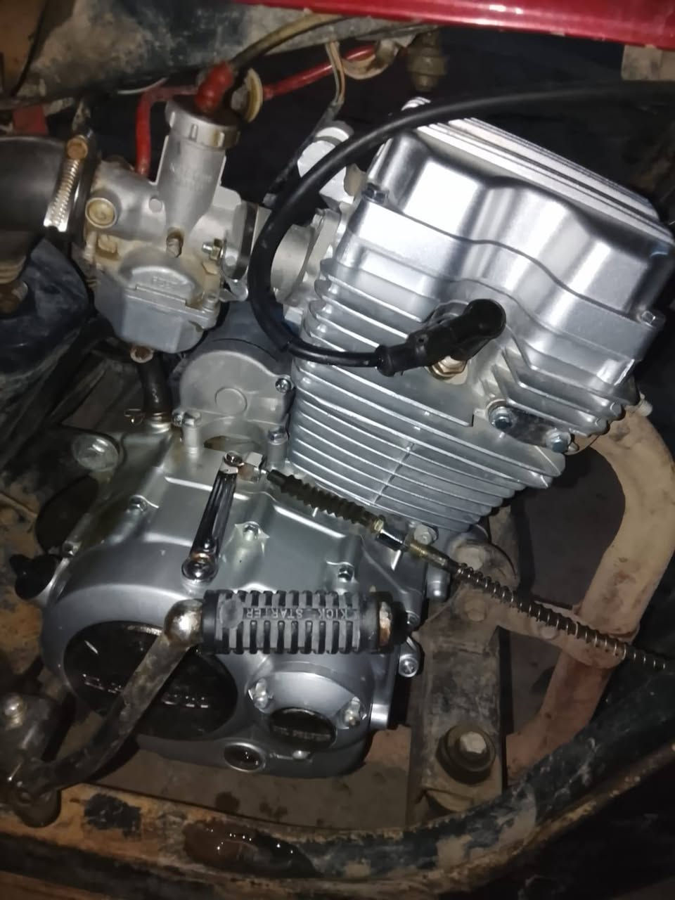 السلام عليكم ستوتا دايوان موديل 2020 محرك 25 صار شهرين من شاهده كهربائيات كله شغاله ماذب عليه ربع العنوان المدائن قرب جامع سيد علي السعر 1250وبيه مجال حك الجيه ***********
