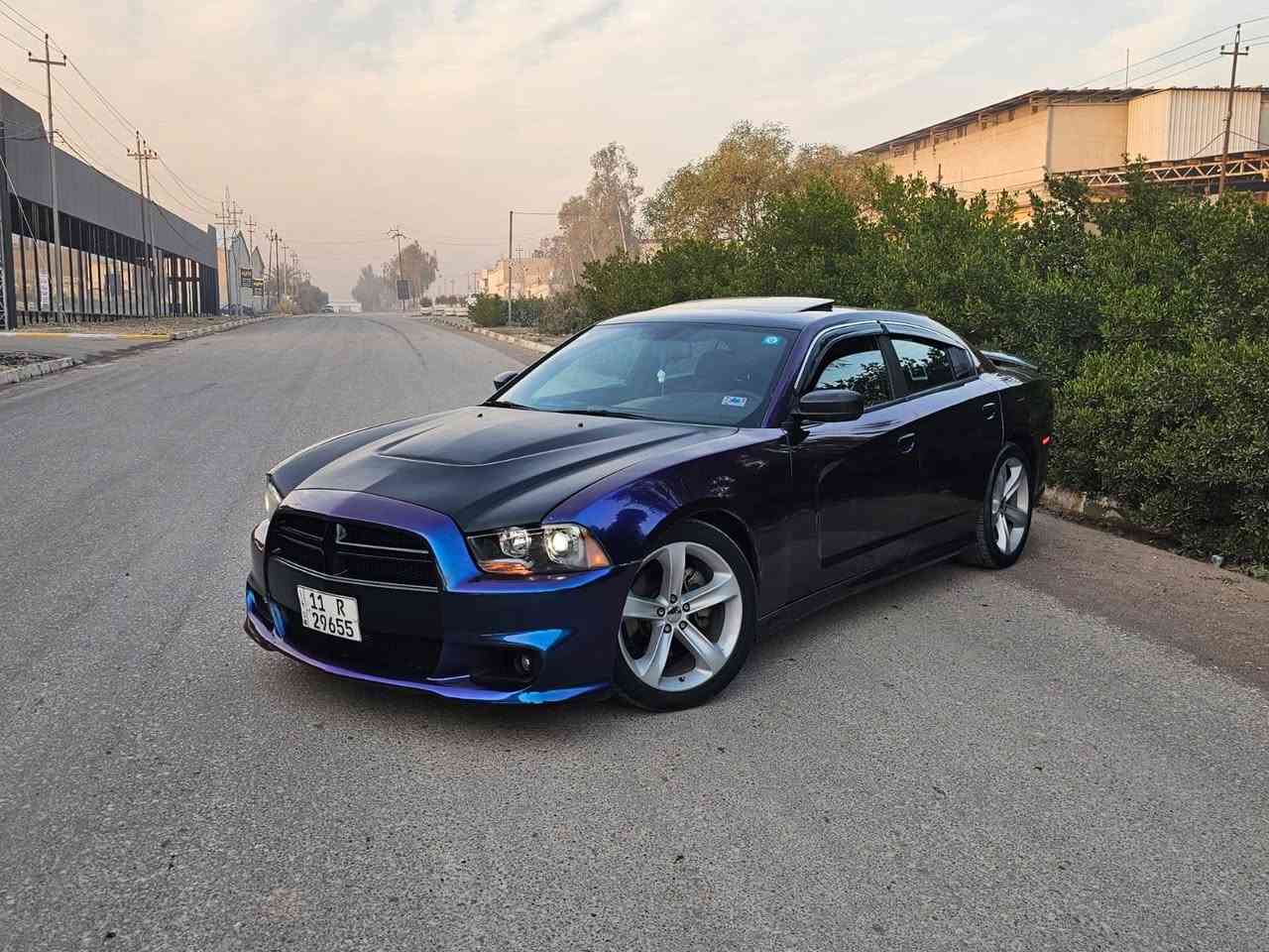 السلام عليكم
جارجر ٢٠١٤ rt max 
٥٧٠٠ نظيفه بشكل 
صبغ حزام بدون دواخل 
مابيها اي نقص استخدام بيت 
فوول مواصفات 
لون مميز متغير ازرق غير محدد 
دبات حجر بيئه موجود 
مراوس ب h2 فقط 
*********** واتساب فقط
