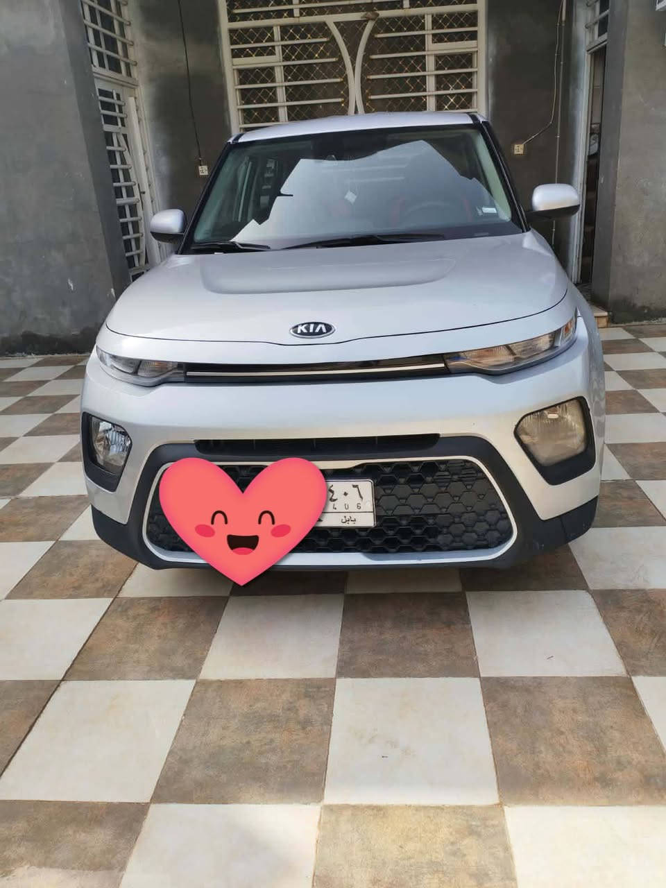 السلام عليكم سياره صول موديل 2021بابل البيع او مراوس حسب القناعه ماشيه 70فول عده البصمه السياره معروضه 142وبيه مجال بسيط تحياتي ***********
