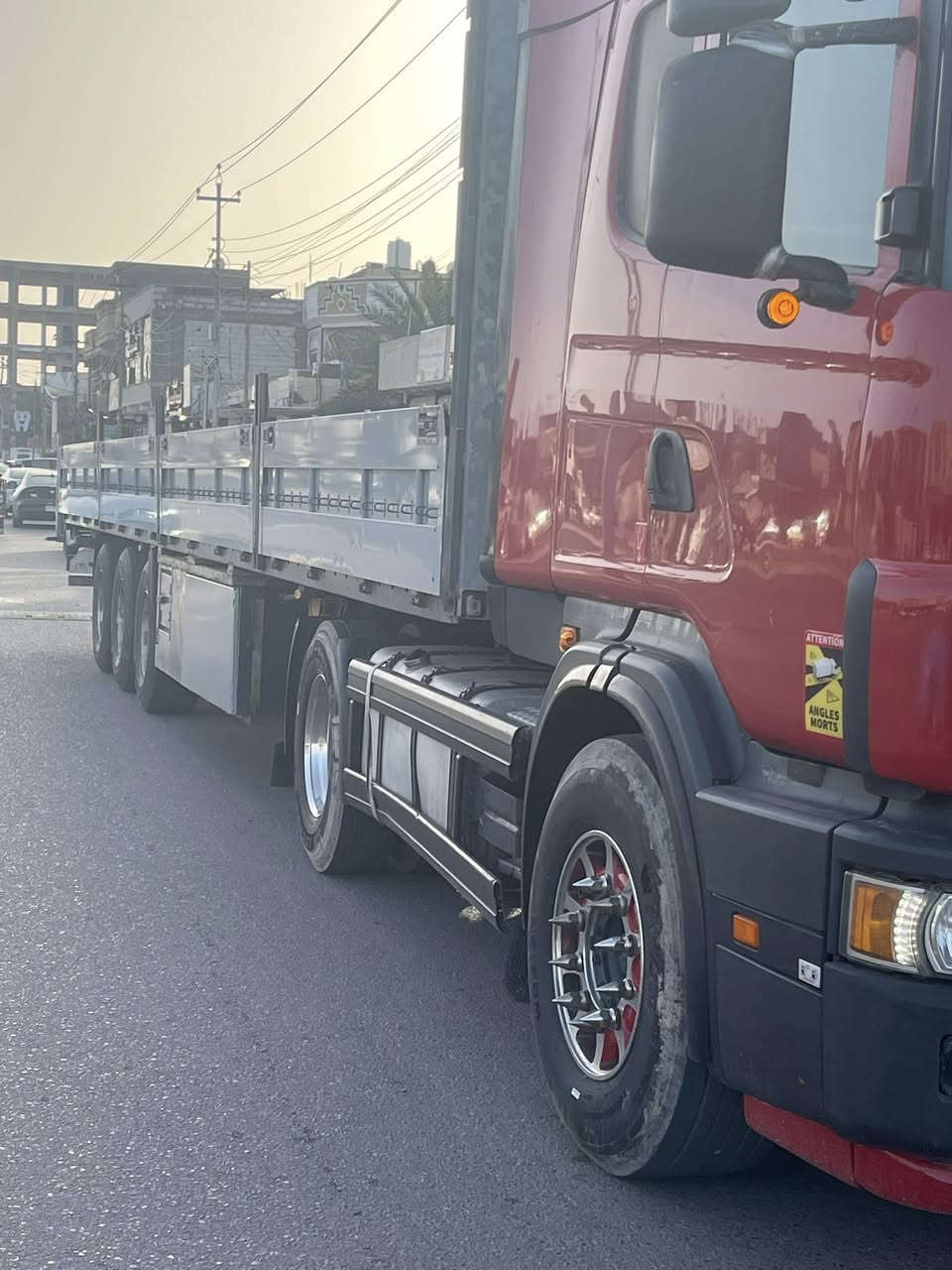 سلام عليكم سياره للبيع ***********
