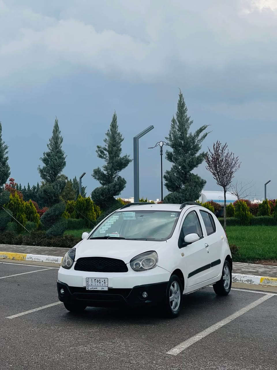 ***********
*********** 
جیلی پاندا 2013  حەجم گەورە سپێر لەکۆڵ گێر عادی  مەرغوب رەنگی سپی توڵی سەقف و بلاجیکتۆر جام کارەبا ئاوێنە کارەبا لایت عەدەسە و کارەبا شاشە
سەیارەکەزۆر پاک و بێ کێشەیە زۆر ئیقتیسادیە و بە هەڵمەتە
سەنەوی پلاستیک بەشەرتی ئەوەلیات 
تایە و باتری تازەیە 
گێر و مەکینە و کارەبای بەشەرت 
نرخی تەنها ٣١ گەڵا
لە سلێمانیم 
  ***********
*********** السليمانية, العراق
