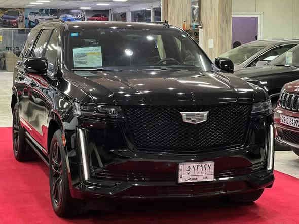 السلام عليكم ورحمة الله وبركاته. 
#معرض_ابن_شعبان_لتجارة_السيارات. 
____________________________
✅اسم السيارة:كديلاك سكاليد. 
✅الفئة:Sport. 
✅المديل:2023. 
✅اللوحة:بغداد. 
✅السعر:  725  ورقة
✅الضرر:الجاملغات الامامية فقط. 
✅السيارة كفالة من الايرباك ✅والشاصي والغرق والحرق. 
______________________________________
🔻1-حجم المحرك 8 سلندر 6200. 
🔻2-عداد المسافة13 الف ميل. 
🔻3-سقف بنرما. 
🔻4-زينون عالي ناصي آصل. 
🔻5-جنطة كهرباء. 
🔻6-بصمة ابواب وتشغيل عن بعد. 
🔻7-خاصيه جعل المحرك 4 سلندر 🔻اقتصادي. 
🔻8-كامرات ميحطيه 360 درجه. 🔻(٥)كامرات. 
🔻9-اشاير مري.قابله للطيء. 
🔻10-رادر جانبي مانع اجتياز+رادر 🔻امامي. 
🔻11-سستم صوت متكامل. 
🔻12-تدفئة+تبريد المقاعد. 
🔻13-جكات جوبلس صعود ونزول. 
🔻14-حساس امامي+خلفي. 
🔻15-ويل مقاس 22 بلاك توب. 
🔻16-دجات صعود جانبي كهرباء 🔻شفط. 
🔻17-مقاعد جلد اسود خط ابيض آصل. 
🔻18-المقاعد الخلفي شفط كهرباء. 
🔻19-كونترول تبريد خلفي منفصل. 
🔻20-شاشات عرض خلفيه. 
🔻21-فور ويل درايف. ٤*٤. 
🔻22-مقود كهرباء. 
🔻23-الكراسي كهرباء. 
🔻24-خزن ميموري لكرسي السايق. 
🔻25-اوتو ستوب. 
🔻26-هاند بريك بصمه. 
🔻27-تحديد مسار. 
🔻28-داتو شو شاشه ليزري. 
🔻29-تبريد مناخي. 
🔻30-تحكم ستيرن جهتين.  

______________________________________
🔻للأستفسار اكثر:🔻
***********📞 المبيعات
***********📞سامر. 
***********📞جهاد. 

🔴العنوان:النجف-
🔴المدينة المائية-
🔴مقابل حي الجامعة-
🔴مجاور كافية الزاويه.
