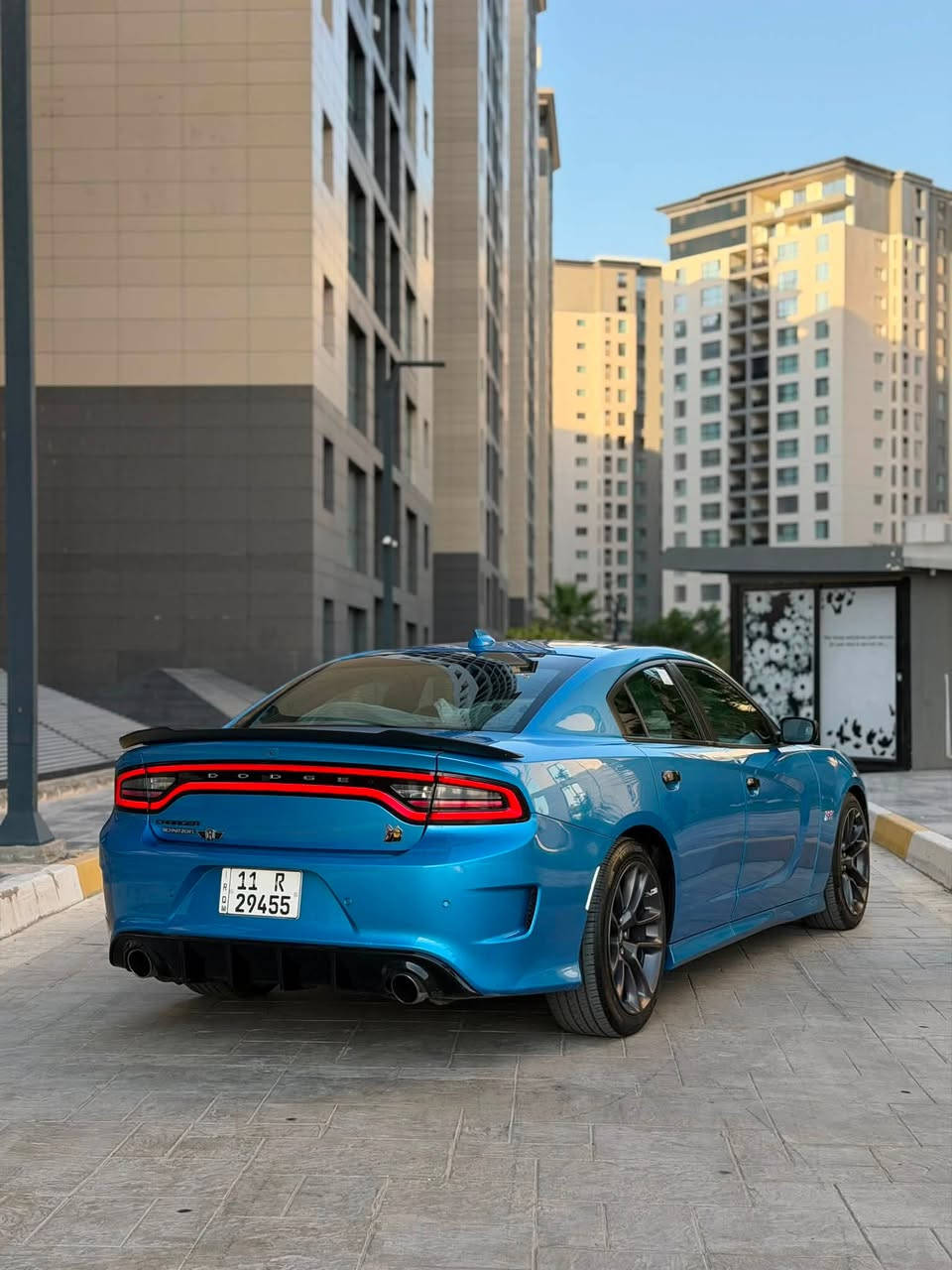 السلام عليكم
للبيع او المراوس 
جارجر 2023 بحرية 🩵💙
ماشية 18 الف ميل 
محرك 6400 
حادثها جاملغ وبنيد صور الحادث مرفقة 
بصمة 
تشغيل عن بعد 
كرسي كهرباء 
تدفئة كشنات وستيرن 
مود درايف 
مود SRT
تخم تاير جديد 
مبرمجة كاملة يم صادق المياحي 
جاهزة للاخير مناقصها شي 
هزة ورقم جدد باسمي 
السعر 235 بيه مجال 
بغداد حي الجهاد  
***********
