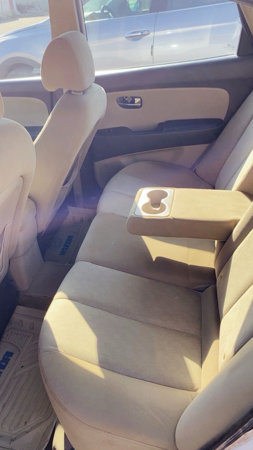 النتراء ٢٠١٠ محرك ٢٠٠٠ دوش وارد امريكي مصبوغه حزام ماعده الباب والجاملغ يلي عكس السائق حادثه جاملغ الامامي جهة السائق اللغد بي فطر قليل وتم تعميرة محرك  وكير جديد 
تدفئه تبريد جديد داخل السياره نطافه ٩٥ ٪؜ نظام يكو شغال مثبت سرعة  شاشة كامره كلة درجه اولى رقم بغداد
قفلة ٨٦ وبيه مجال بسيط 
مكاني بغداد السيدية  
*********** واتساب