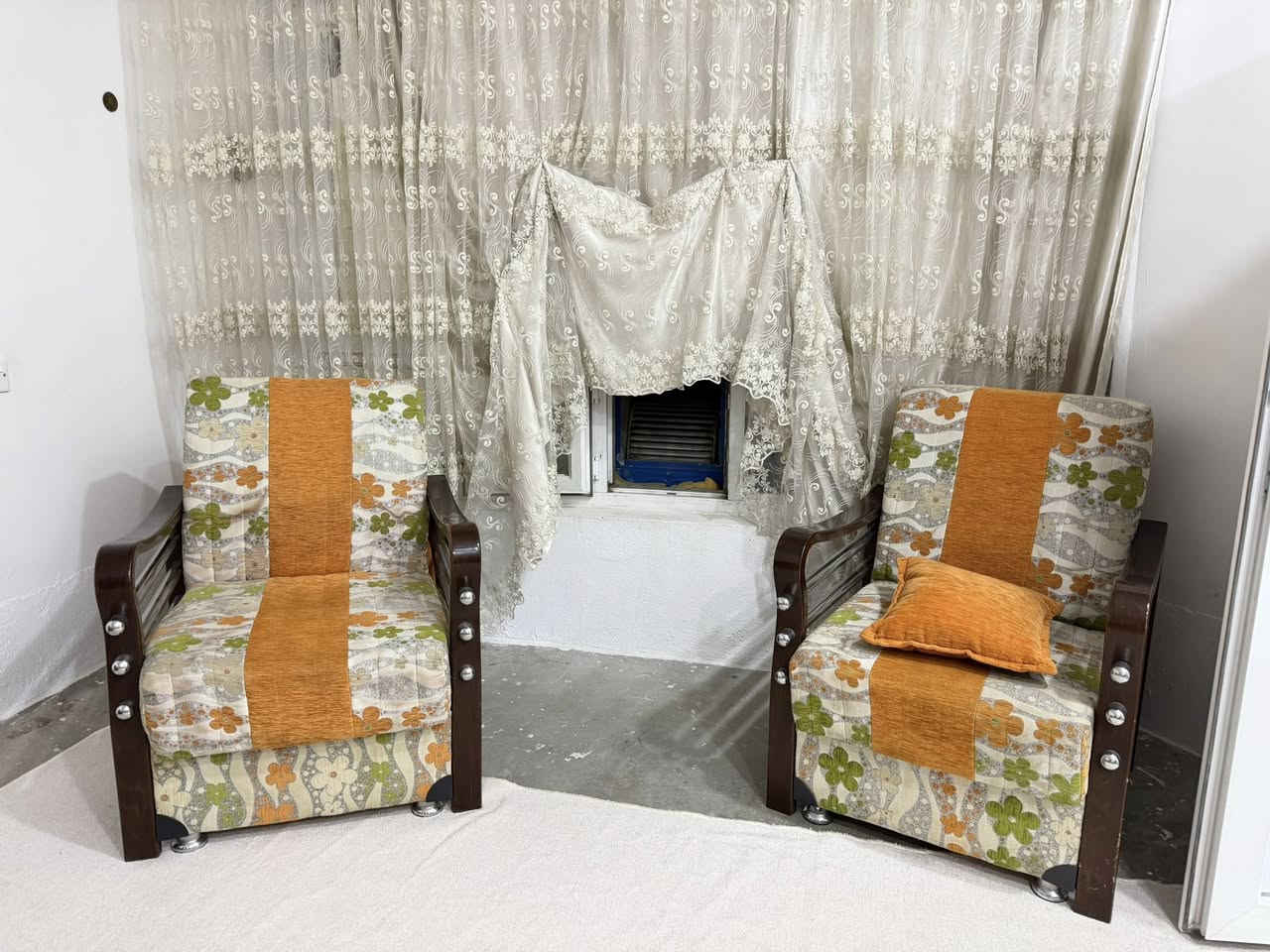 ڕیک پارەی ١١کورسی پلاستیک ناکات پارەکەی
قەنەفەی ١١ نەفەری تورکی هەم سیسەم هەم مەخزەن
پارەی کورسی پلاستیکیش ناکات ئەوەنە هەرزانە
٨٥هەزار قوفڵ ئەوەنە نرخی هەرزانە بۆ معمەلە تیل مەکە یەکسەر بێ باریکەو بڕۆ و ٨٥بدەری🤣
هەرچیتیش هەیە لێو ئەکرم ***********
