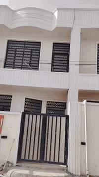 السلام عليكم دار للبيع مساحه 100م طابق ونص غرفتين نوم تسليم مفتاح طابو زراعي سند 25 مكاتبه واقرار كامل الخدمات ماء كهرباء وتبليط شغل درجة أولى العنوان بغداد الدورة هور رجب قريب من السوك والمدراس خلف المجلس سعره 82وبي مجال لاستفسار ***********
