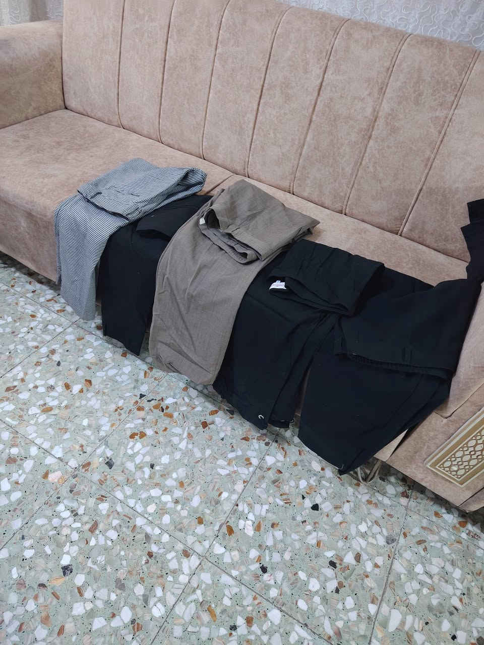 تنزيلات تنزيلات جوه السوك الكميه محدودة بنات القطعه ب٣  وكل ٢ب٥


**إذا كنت صاحب هذا الإعلان وتريد حذفه لأي سبب، رجاءا أرسل رسالة إلى الدعم الفني**