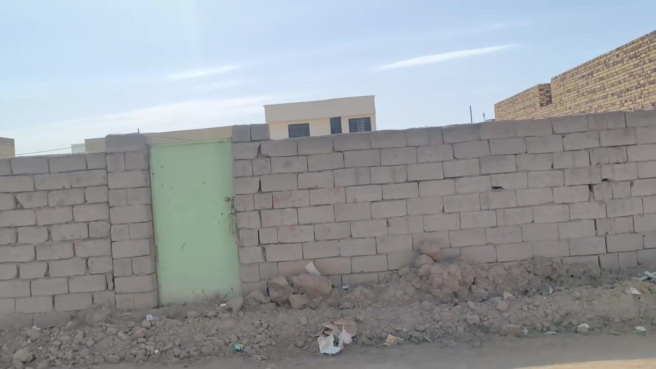 قطعه زراعي للبيع سند 25 مشموله بالتطويب ومعاملتهه جاهزه بالبلدية.
المساحة 200م
المكان ام الخيل حي الثقافي خلف بنايه الجامعه كليه العلوم 
متوفر كافه الخدمات ماء .كهرباء. مجاري.مولده شارع.حاليا الجهد الخدمي يعمل بيهه 
السعر 44 مع المجال البسيط
الاستفسار ***********
