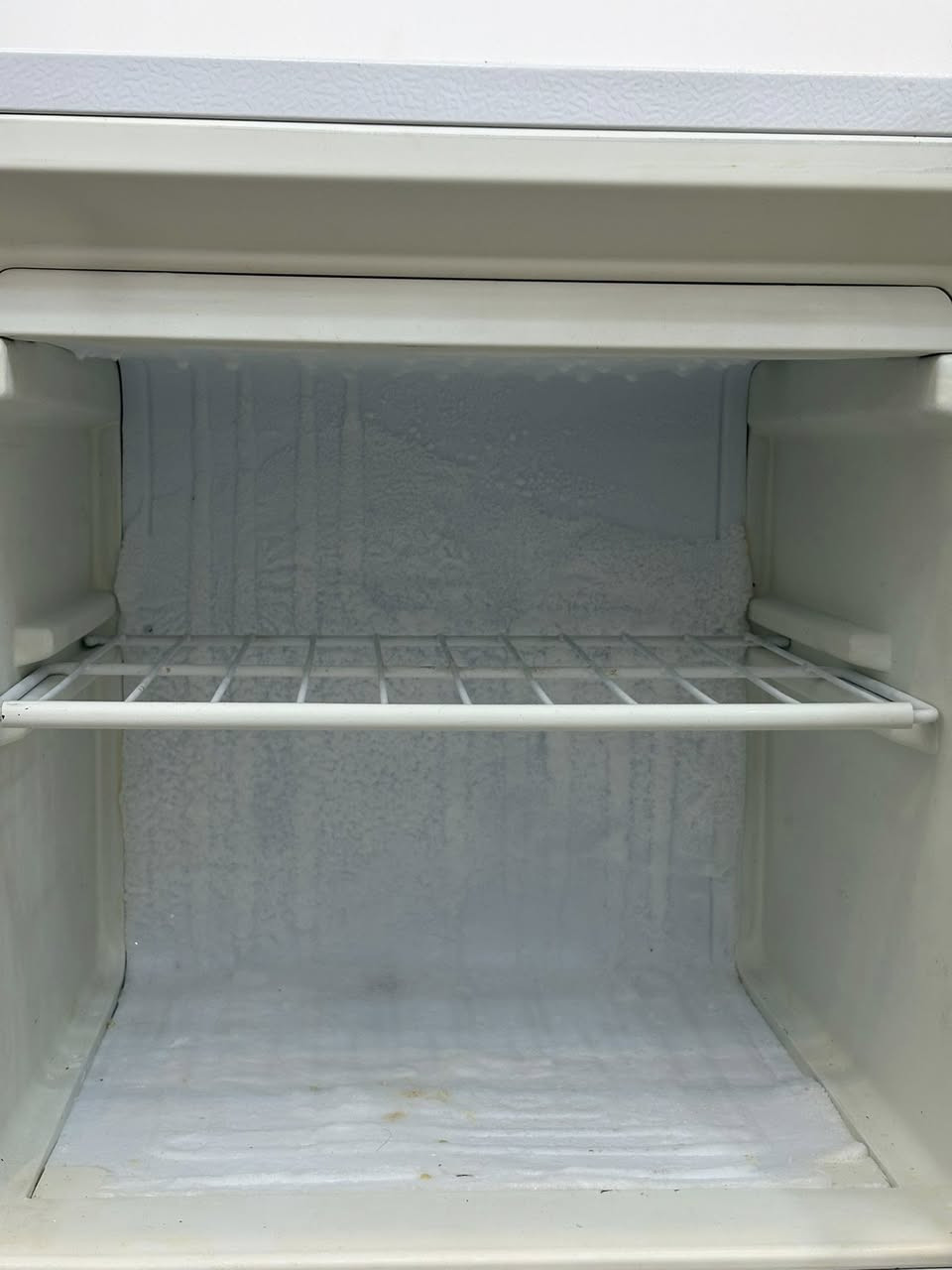 السلام عليكم
ثلاجة كينود ياباني اصلي 🇯🇵 
نظيفة جدا
بدون اي عطل او تصليح
قياسها
الطول ١٤٠ سم ⬆️
العرض ٥٠ سم⏩️
سعرها (١٢٥) الف  
مكاني بغداد الطوبجي


**إذا كنت صاحب هذا الإعلان وتريد حذفه لأي سبب، رجاءا أرسل رسالة إلى الدعم الفني**