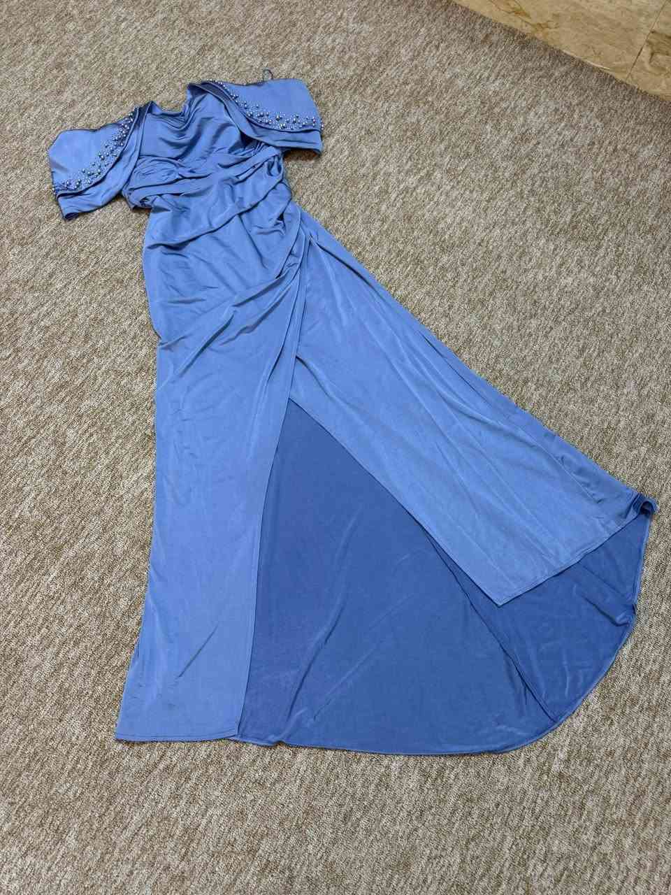 فستان اشتريته قبل سنتين بـ 210 ملبوس مرتين( قياسه 48 )انطي سعر واخذي توصيل محافضات 6 وكربلاء 3 وبالعافية 🦋💙.


**إذا كنت صاحب هذا الإعلان وتريد حذفه لأي سبب، رجاءا أرسل رسالة إلى الدعم الفني**