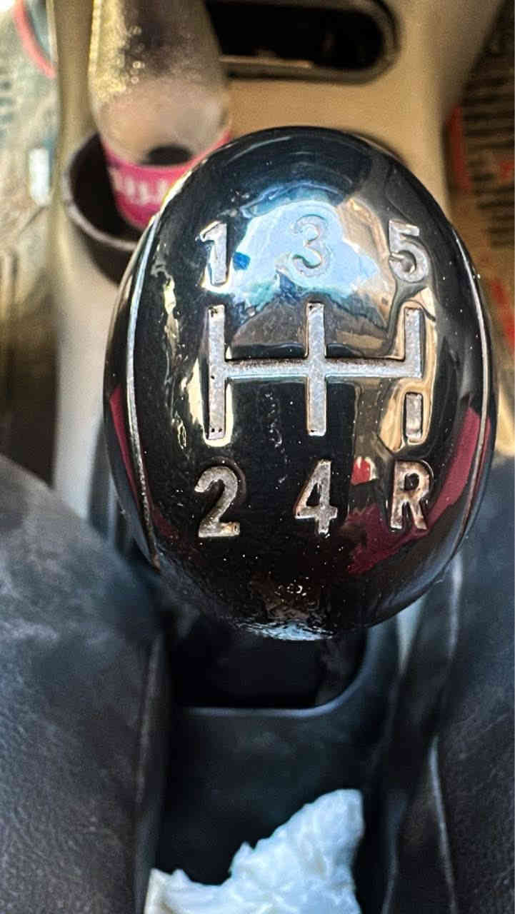 سلام عليكم كيوكيو  QQ ‏تحويل ثاني يوم ￼ للبيع فقط موديل 2012 سيارة تبريد +تدفه   مكينه وكير خير من الله     كيرعادي سيارة شاشه +ندرويد + بلوتوث  +دمام + كامره +خلفيه
 السعر 30 بيه مجال 
‏الهاتف  ***********
