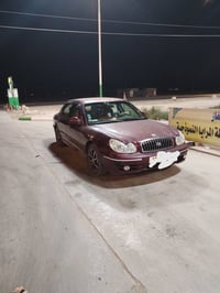 سيارة جاهزة موديل ٢٠٠٥ تدفئة تبريد كلة شغال ما بيها كل نقص كاملة مكملة...