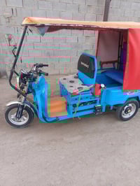 تكتك مال معوقين بانزين نظيفه جدا محركه 150مال ستوته