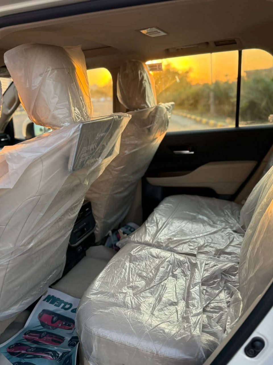 لاندكروزGXR limited 2024 
السيارة لمتد اصلية 
السيارة وكالة البريم باب اولا 
فول مواصفات 1/1 ورقم بغداد بأسمي
مكفولة من الصبغ والبارد والدبل كود
السعر 670$ وبيهه مجال بسيط للشراي 
مكان السيارة بغداد 
رقم الهاتف / واتساب :***********
