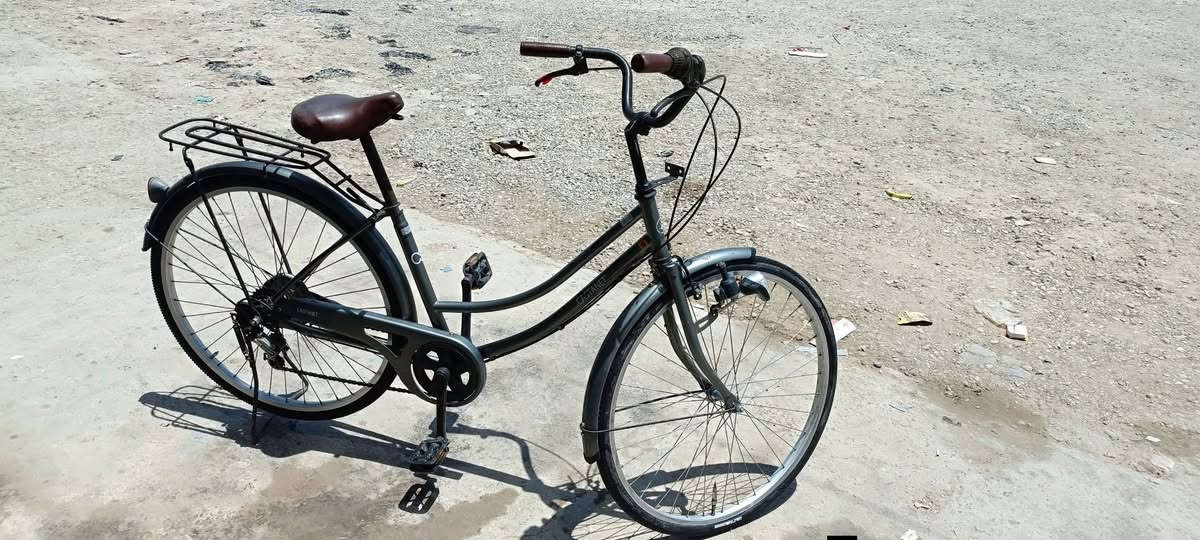 بايسكل للبيع نظيف مثل ماهو موضح بالفيديوا موجود بسعر مناسب


**إذا كنت صاحب هذا الإعلان وتريد حذفه لأي سبب، رجاءا أرسل رسالة إلى الدعم الفني**