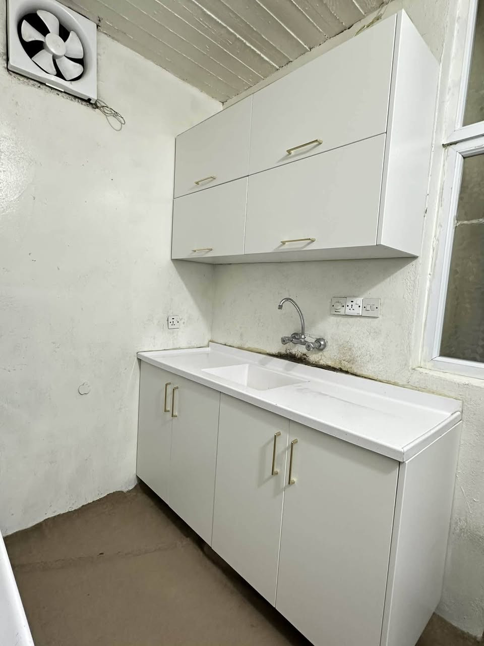 بوفڕۆشتن 4مەتڕ پالاپرس لەکەلاڕە
***********
