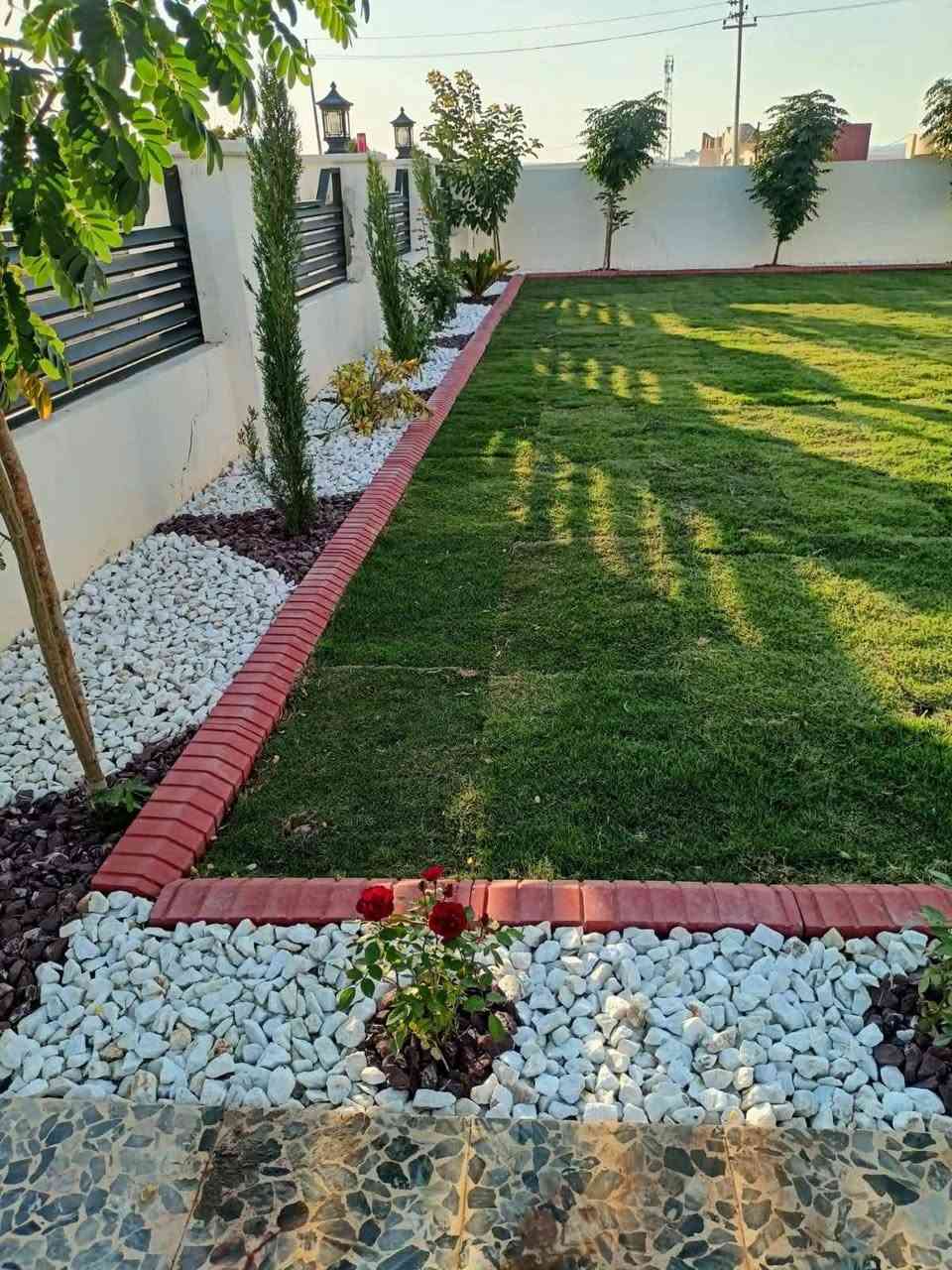 السلام عليكم هندسة وتصاميم الحدائق والمماشي الحلان وتقليم الاشجار والنباتات شغل  هندسي وكادر متميز للتواصل والاستفسار على الواتساب او الاتصال (***********)(***********) ابو سند 🌹
