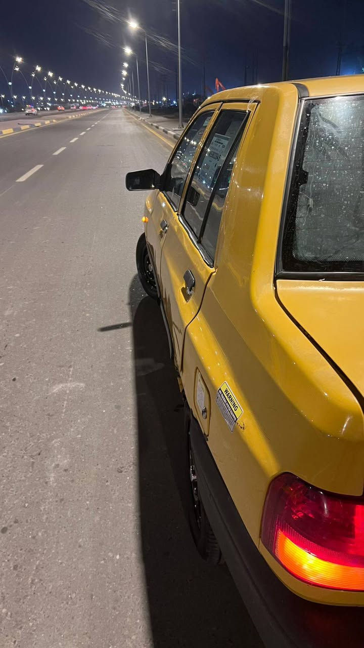 السلام عليكم سايبه مديل 2015 مكفوله السياره بس هلالات رليدلهن لكط السياره بصره تحويل ثاني يوم السنويه بيها 2027 للسفسار اكثر ***********
