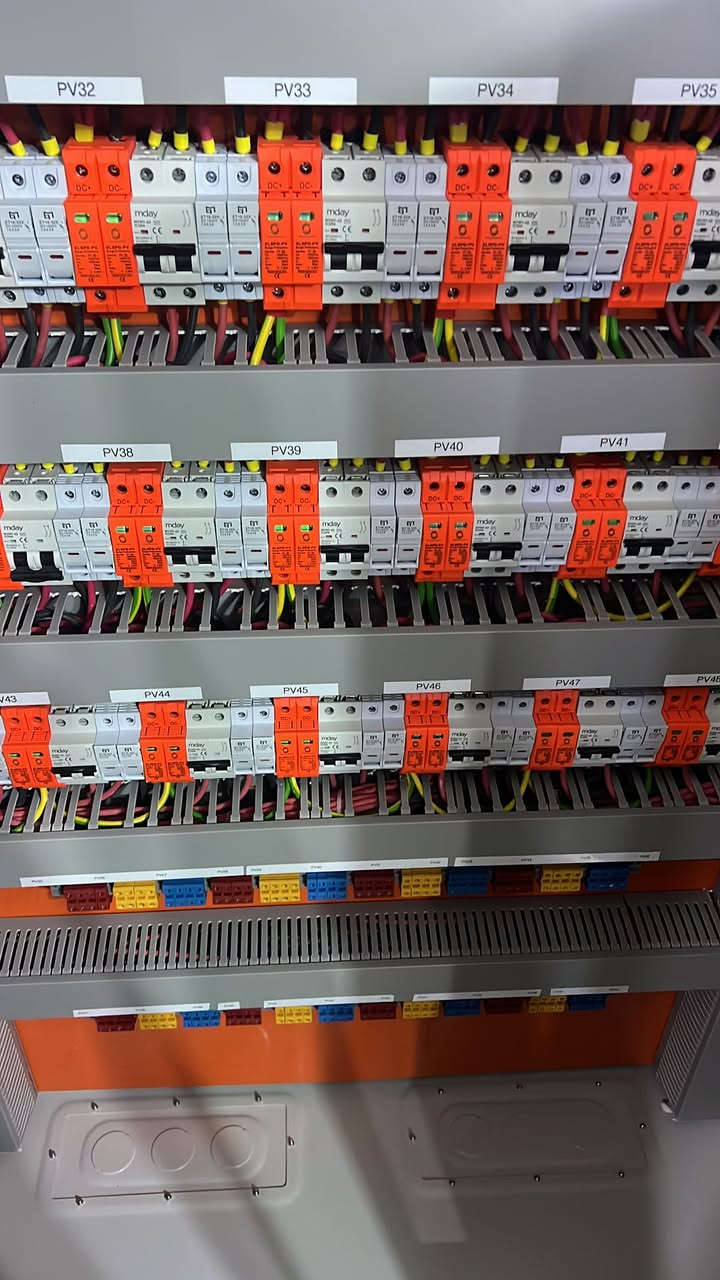 متوفر مواد ديا 
متوفر منظومات طاقة شمسية ( لوح / بطارية / انفيرتر / اكسسوارات) 
متوفر بطاريات كرين هاوس 
متوفًر بطارية ايتل حجم ٥ كيلو 
متوفر بطاريات داينس ٥ كيلو بسعر مليون 
متوفر انفيرترات كرنيت ٦ كيلو 
متوفر بطاريات كدوي ٥ كيلو 
متوفر اكسسوارات 
متوفر انفيرترات فلستي ١٢ كيلو 
متوفر بوردات طاقة شمسية جاهز 
متوفر بوكسات طاقة شمسية فارغة 
متوفر بوكسات طاقة شمسية تصنيع 
اسعار جملة / مفرد
***********
