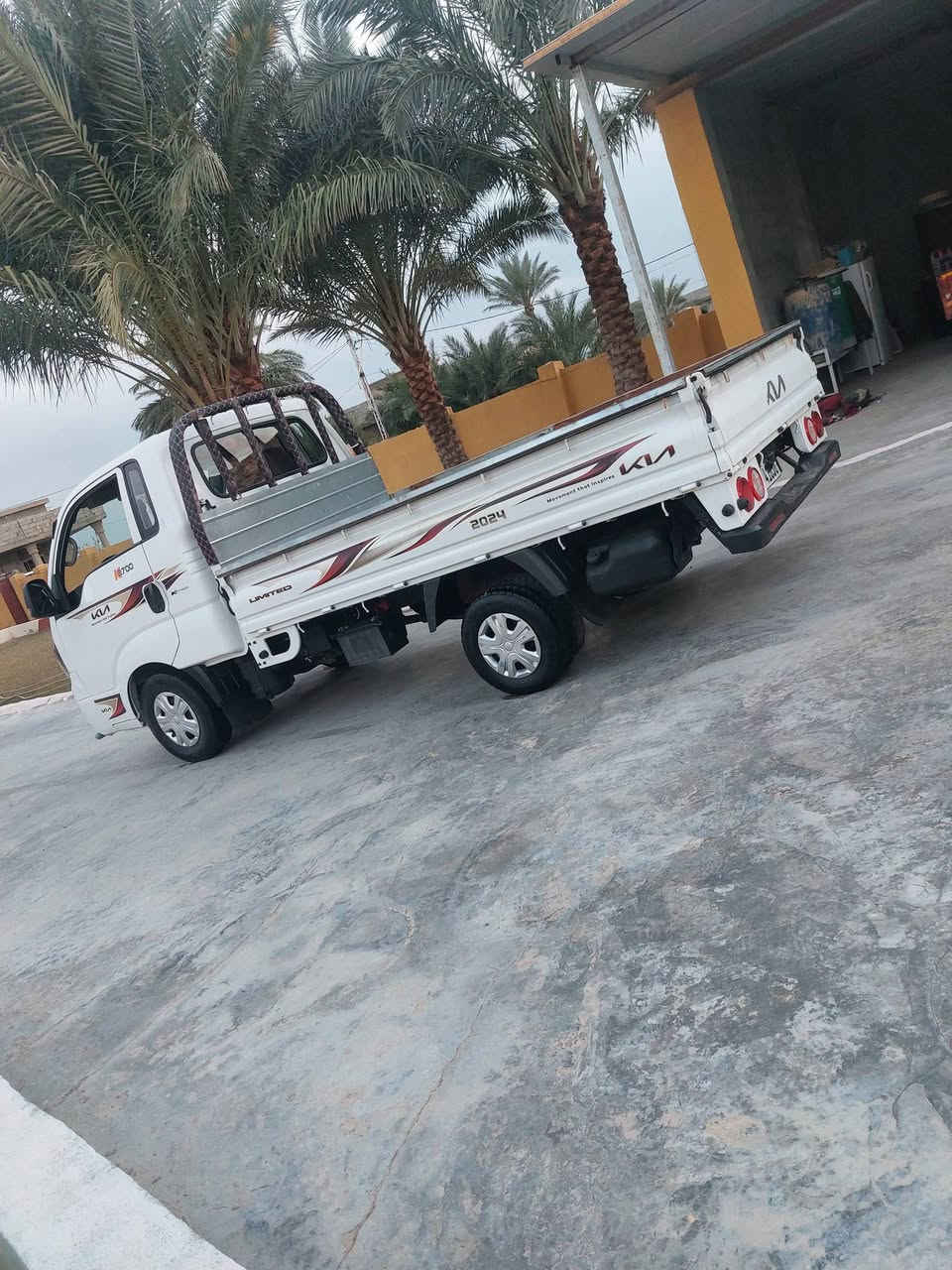 سياره كيا حمل للبيع مكفوله كفاله عامه تبريد ثلج محرك خير من الله موديل 2024  سنوية 2030  رقم بغداد دولي انكليزي السعر  160 وبيه مجال بسيط مكان ديالى بعقوبه تقاطع القدس مايشتري لا يكسر بحلال العالم
***********      ***********
