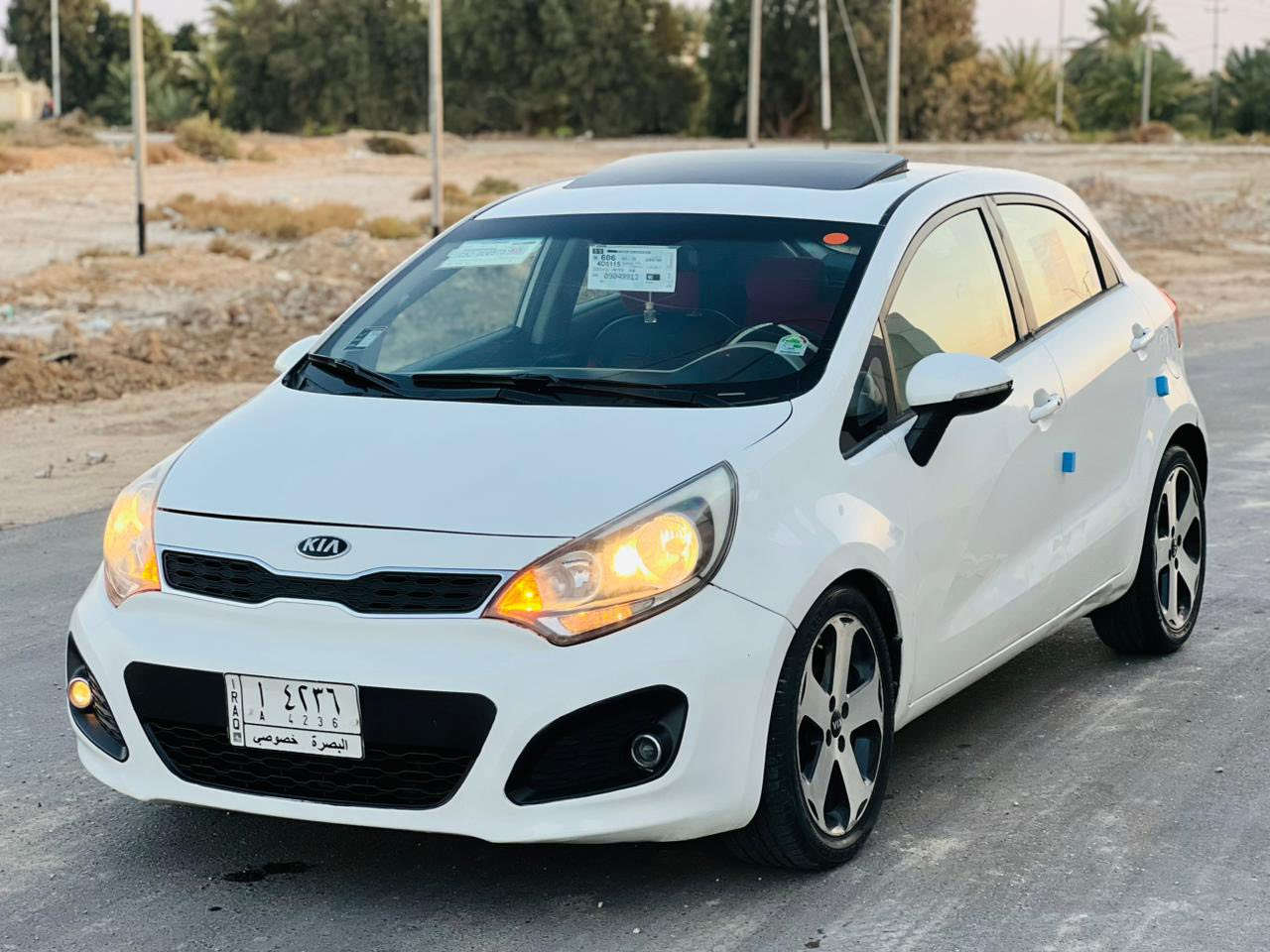 اللهم صلِ على محمد وآل محمد 
للاستفسار ***********
كيا ريو هاشباك موديل 2014 وارد خليجي رقم بصره تحويل مباشر سنويه مشروع وطني ل28 سياره فول مواصفات 1/1 محرك 1600 شرط الفحص تراي كلش حلو ماشيه 116 جاهزه من تبريد حداديه صدر امامي وخلفي كهربائيات كلها شغاله مواصفات فتحته تنته بصمه تشغيل وبصمه أبواب شاشه حساس خلفي تحكم ستيرن ويل كب كروم دواخل كلش نظيفه سياره بيها بنيد مبدل اصلي وصبغ مقدمه الجاملعات الاماميه بدون دواخل شرط السعر 77 وبيها مجال بسيط مكان السياره ناصريه رجاء بس الشراي يتصل
