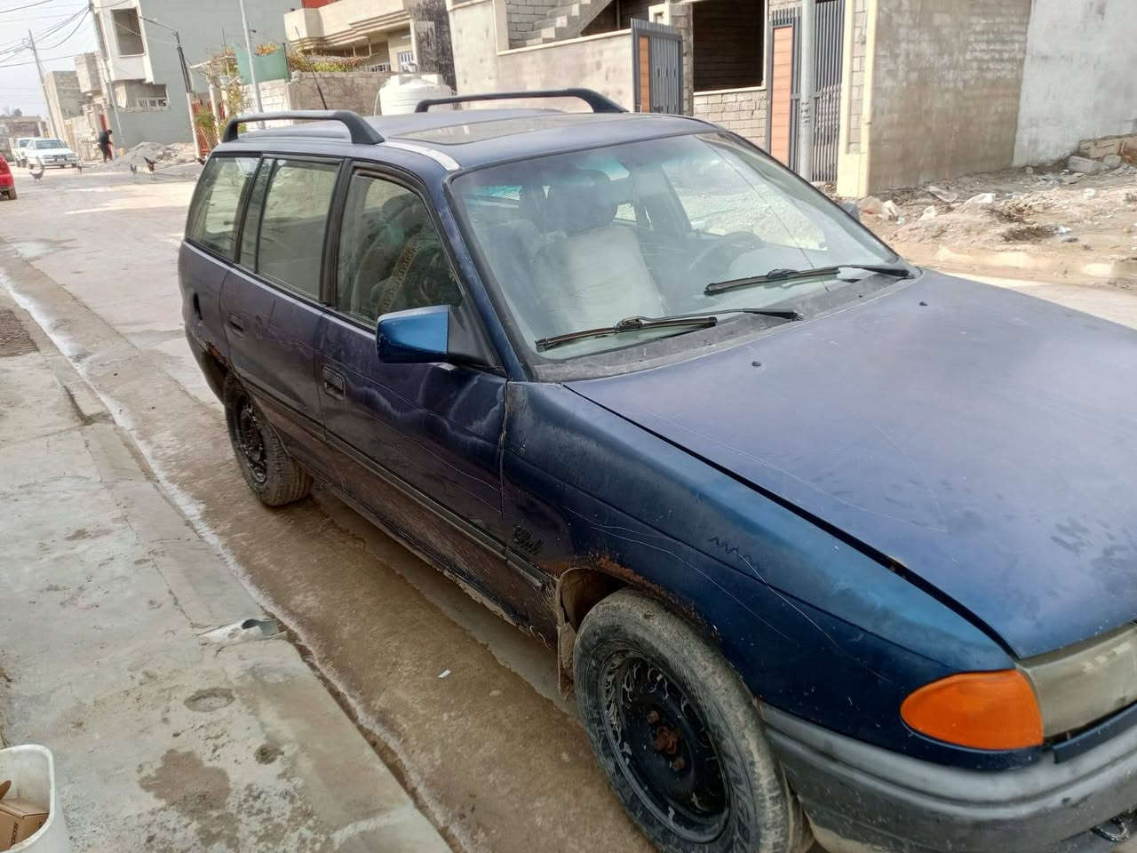 السلام عليكم وبل استره موديل 92حجم 18شرط التحويل بله صبغ وضع شركه السعر 38وبي ***********
