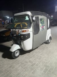 تكتك للبيع موديل 22شهر 8رقم وسنويه تحويل ثاني يوم العنوان بغداد 077733...