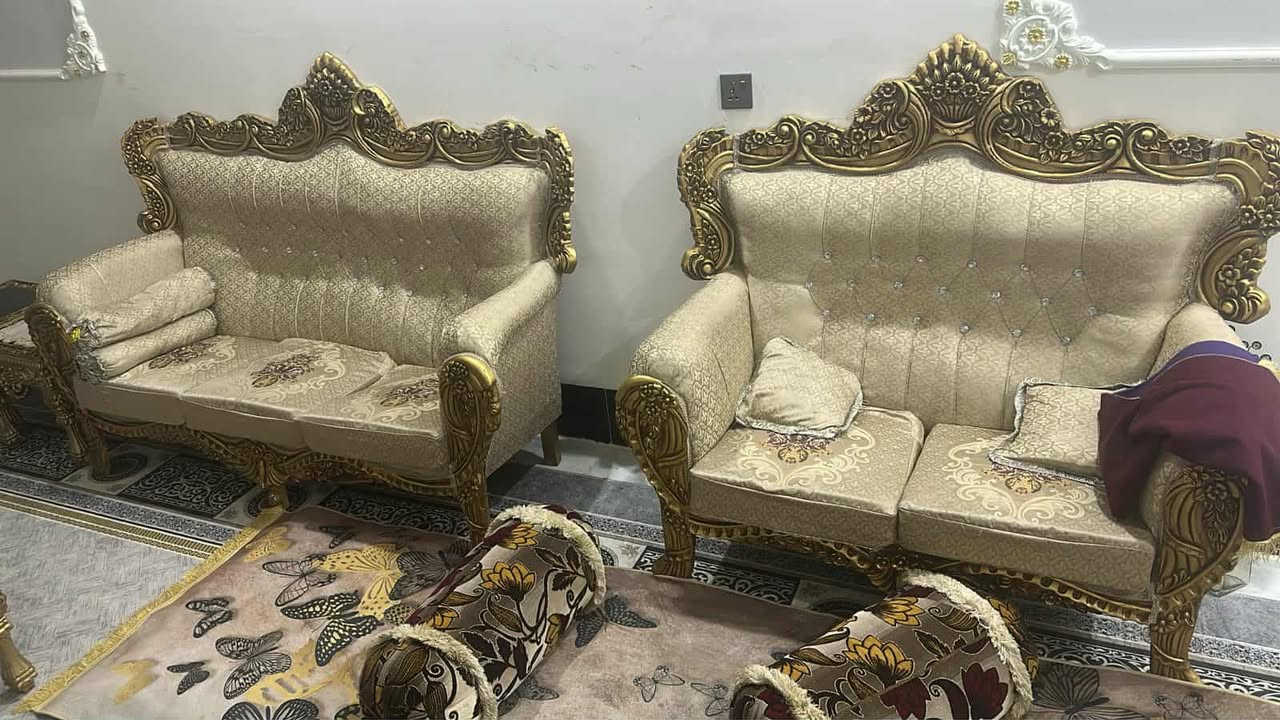 تخم ملكي اخو الجديد سعره ٥٥٠ كاروك طفل هزاز وبي موسيقى وع الشحن نظيف حيل سعره ٧٥ وبي مجال @


**إذا كنت صاحب هذا الإعلان وتريد حذفه لأي سبب، رجاءا أرسل رسالة إلى الدعم الفني**