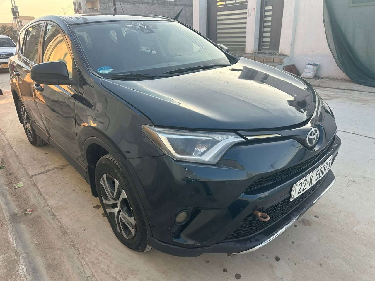 سلام عليكم راف فور 2018 رقم اربيل بسمي نص موصفات محرك 2500 سياره جديده ضررها ربع البنيد وجاملوغ بدون ضربه بدون دواخل فقط صبغ بدون ايرباك رايدها ب168 وبيها مجال مكانه ديالى بعقوبه اي استفسار ع هذا الرقم ***********
