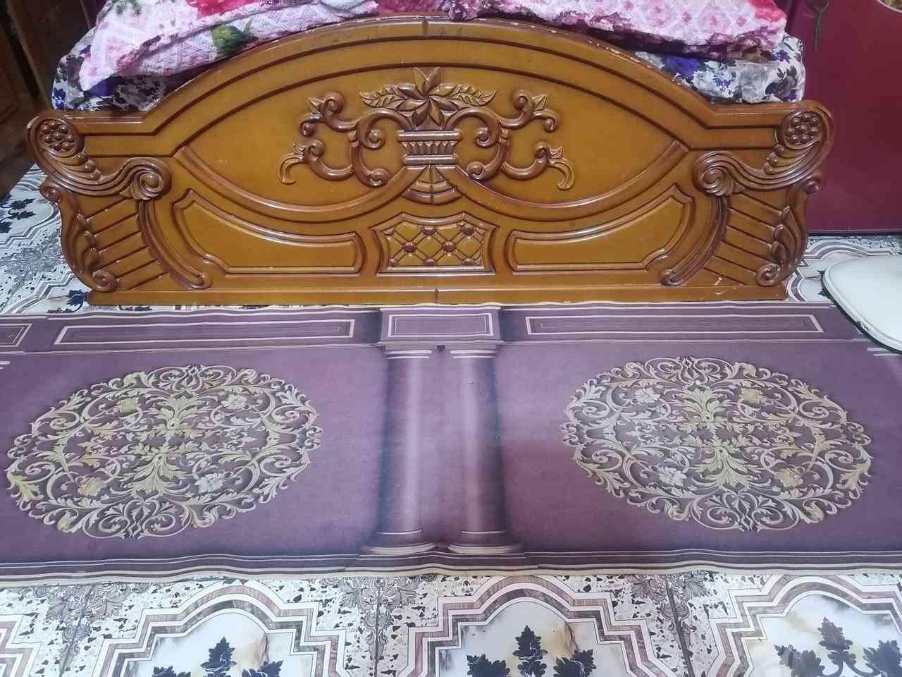 سلام عليكم عندي هاي غرفت اخشاب للبيع سعره ٨٥٠ ألف وبيه مجال مكان سوق الشيوخ كرمه بني سعيد القبس الاتصال على الرقم أو مراسله واتساب ***********
