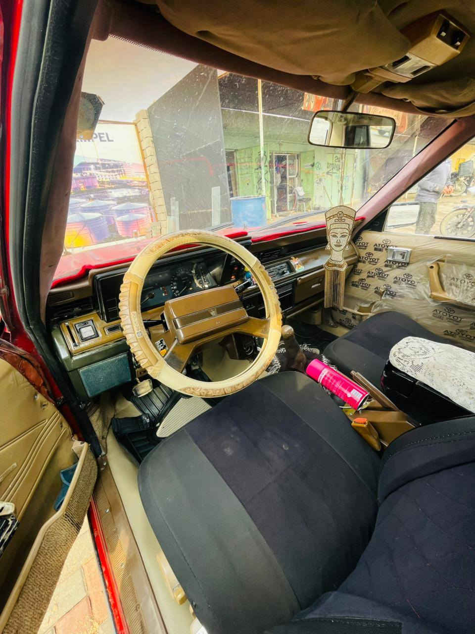 السلام عليكم
للبيع
وين جيل الطيبين ؟ 
سوبر موديل 1984 
للبيع. سيارة گير محرك شرط 
صدر امامي خلفي طبة 
طخم تاير جديد 
رقم دولي نينوى  السنويه 2031
شرط التحويل
اعتذر عن المراوس بيع فقط 
السعر 38و بيها مجال
مكانها بيجي  
للاستفسار اتصل 
***********
***********
