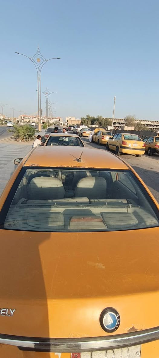 جلي موبل موديل 13 كير مكينه نضااف حداديه نص عمر بدون راعي سعر 17 وبيها مجال ***********
