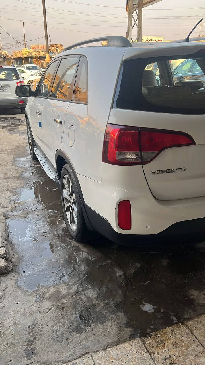 سلام عليكم سورنتو خليج المديل 2015 سبعه راكب المحرك 4المواصفات فول بصمه تحكم ستيرن ألدّ نهار تخم تاير حداديه تبريد تفه كشتات رقم نكيري 
رقم الهاتف ***********
