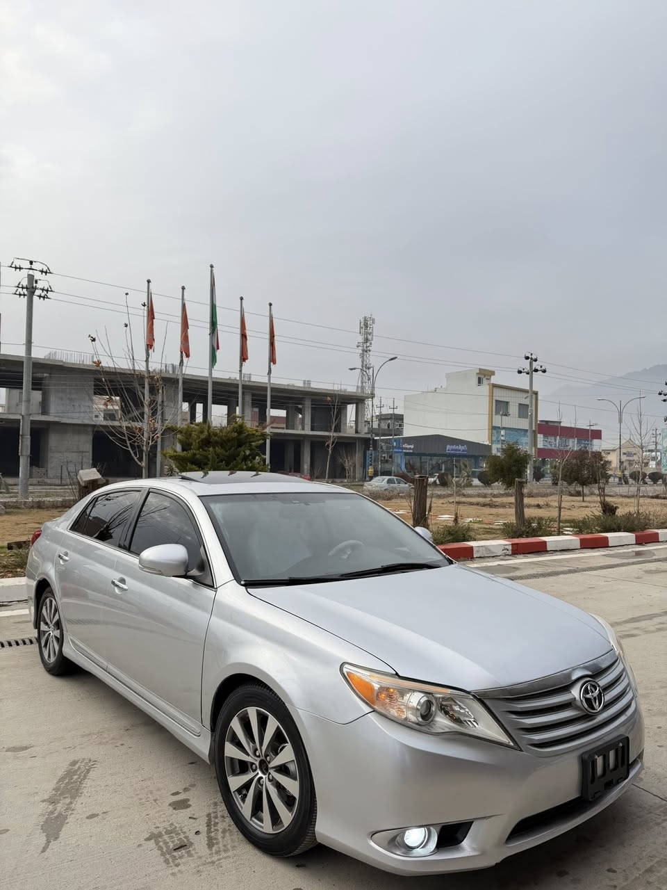 AVALON 2011📦✅
مواسه فات ئەمریکی لمیتد.. 
بي ره قه مه : بڕاوەی دو به يي 
 
 
سلايت بەسمەو پەردە
كوشن غه زن
كوشن ساردو گه رم
فوله سه ياره كه 
تايەو ویلی تا زه يه  
تەبرید ساردو گەرم بەشەرت
برێکی مەزبووت
كوشنو سوكان ببلاد به شه رت
توندو توله چرکەی تێدا نیە
250. مه سروفي نيه 
کامل مەسروف کراوە حەمام و پۆلیش کراوە
چال و شوختی نیە 
تەنانەت یەک چاڵو شوختی بچوکیشی نیە..
گيرو مه كينه و هه موو گياني به شه رت
سەوتی دیجیتال بەشەرت مەکینە کرانەوە بەشەرت
شوێن ڕانیە
نرخ 74گەلاو مەجالێکی کەم
***********
***********
