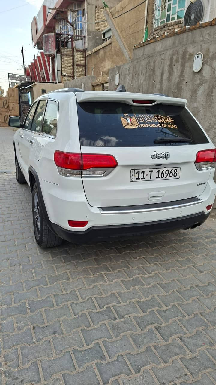 البيع جيب موديل 18 سونار ويه صور فول واحد عل واحد بدون ضرر فقط صبغ الجماليه كير محرك صدر تخم تاير تبريد كله جديد رقم بغداد دولي سنويه جديده ثاني يوم تحول سعره 162 بيه مجال ***********
