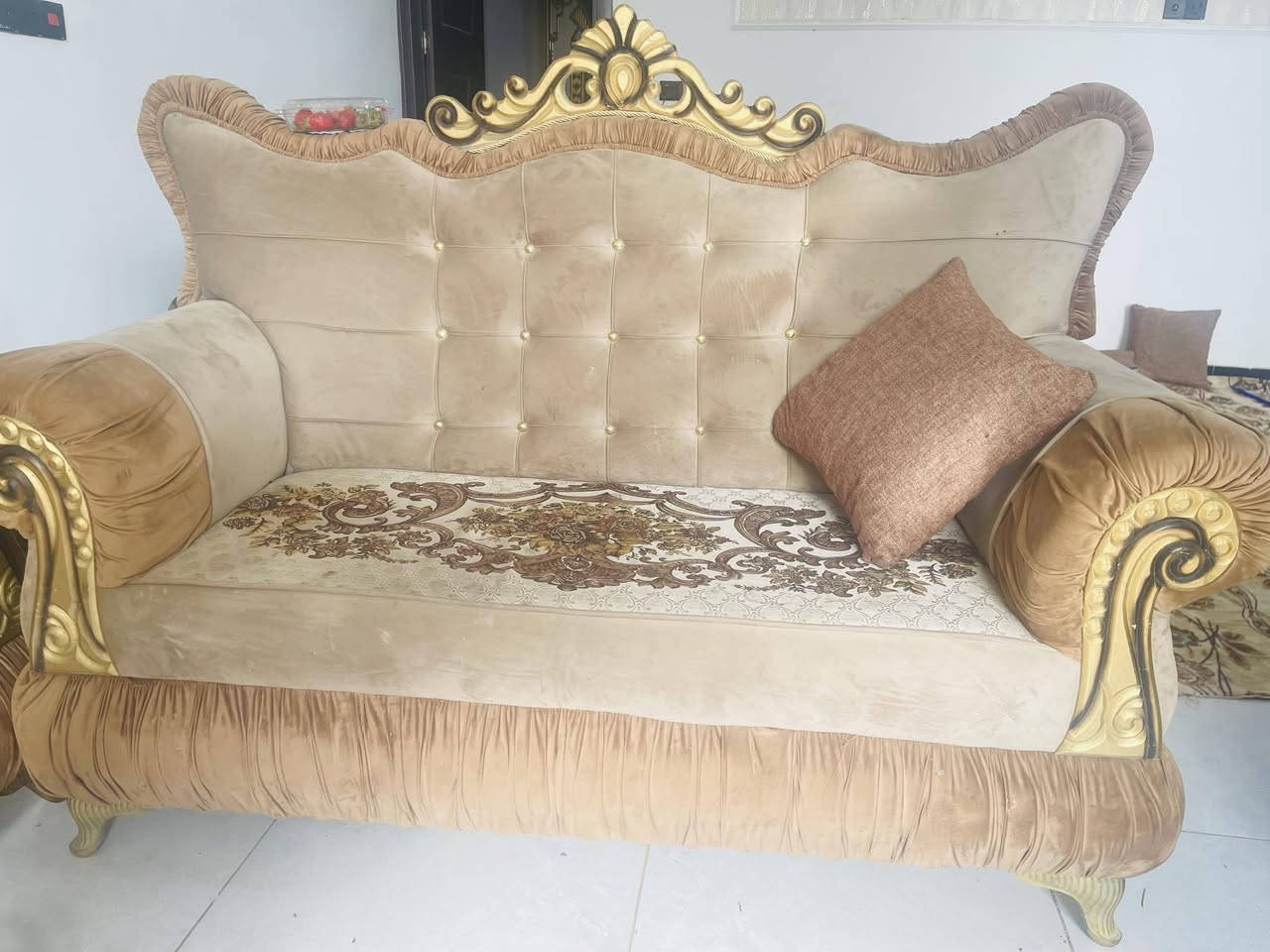 تخم البيع تسكام عشره مقعد معه شكوشات 6 بي ضمان سعر 450 بي مجال قليل ***********
