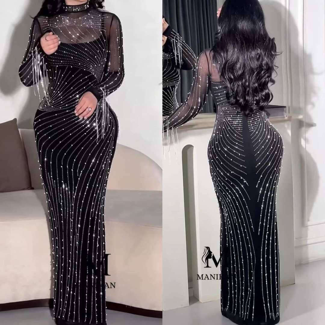 للحجز دايريك او واتساب  ***********👗✨ فساتين حفلات وأعراس… فخامة تخطف الأنظار ✨👗
إذا عندج مناسبة أو عرس وتريدين تطلعين ملكة 👑😍
عندنا فساتين بتصاميم راقية تناسب كل الأذواق 💖
✔️ قصّات أنثوية تبرز القوام
✔️ خامات فخمة ولمعة ستراس تخبل ✨
✔️ ألوان وموديلات تناسب الخطوبة والعرس والسهرات
✔️ مقاسات متوفرة
💃 خلي إطلالتج تحچي عنج… وخلي الكل يسأل منين الفستان؟ 😍🔥
📩 للحجز والاستفسار راسلينا خاص
🔥 الكمية محدودة والموديلات تتحدث باستمرار
