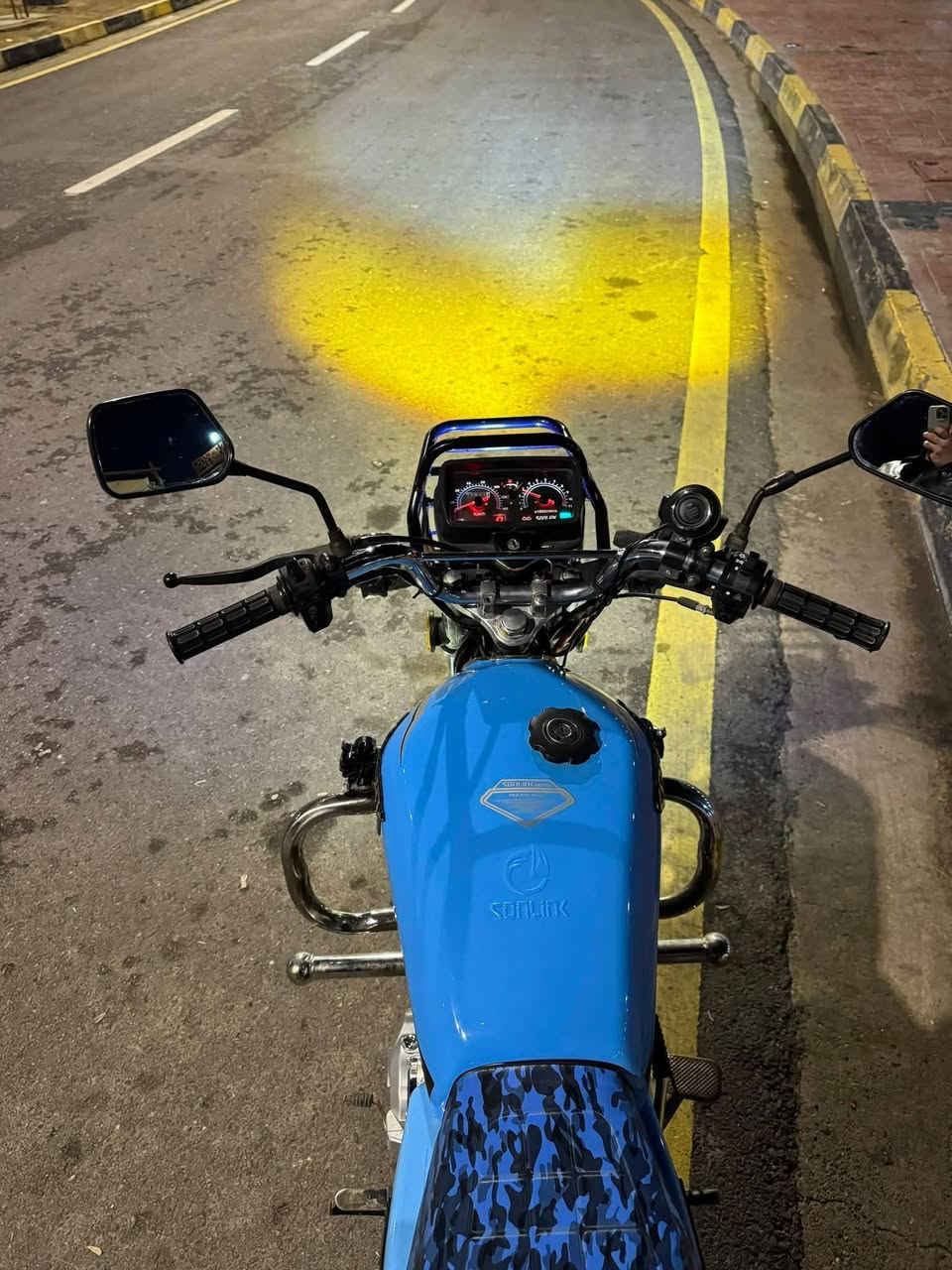 سيفان للبيع مرقم شرط التحويل رقم صلاح الدين انكليزي محرك شرط مو مفتوح سعر 1800
مكلف بل نشر ***********
