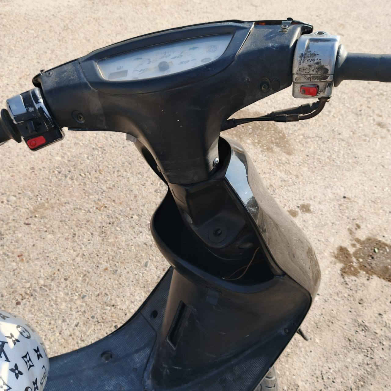 سلام عليكم دراجه عصفوريه 60 للبيع
الدراجه نضافه 90% فول شلعه ومعدل هندر واحد بأي وقت كهربائيات كلها شغاله حساسات شغاله الدراجه نقص جوزه لين سويجه ضايع الدراجه تفيد لشغل للمدرسه ماتعبك السعر 250 وبيه مجال للطيبين
عنوان بغداد حي نصر رقم  *********** واتساب موجود
