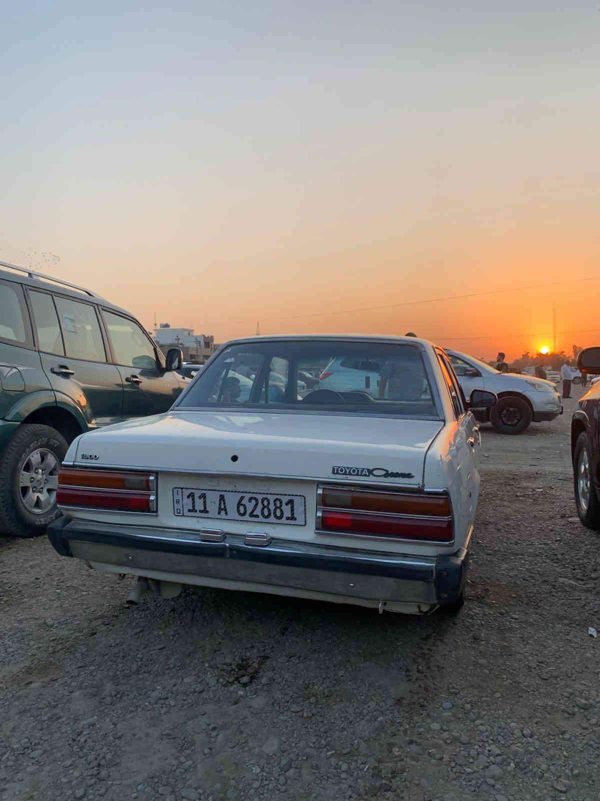 كرونه 80 رقم بغداد
سنويه وهزه جديد سياره جاهزه مكينه كير تبريد 
مابيها ضربه سياره بلاديه السعر32 مكاني بغداد الدوره
ورقمي***********
