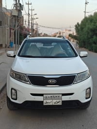كيا سورنتو 2013 شكل 2014 السيارة نظيفة مكفولة من الصبغ والتبديل بارد ف...