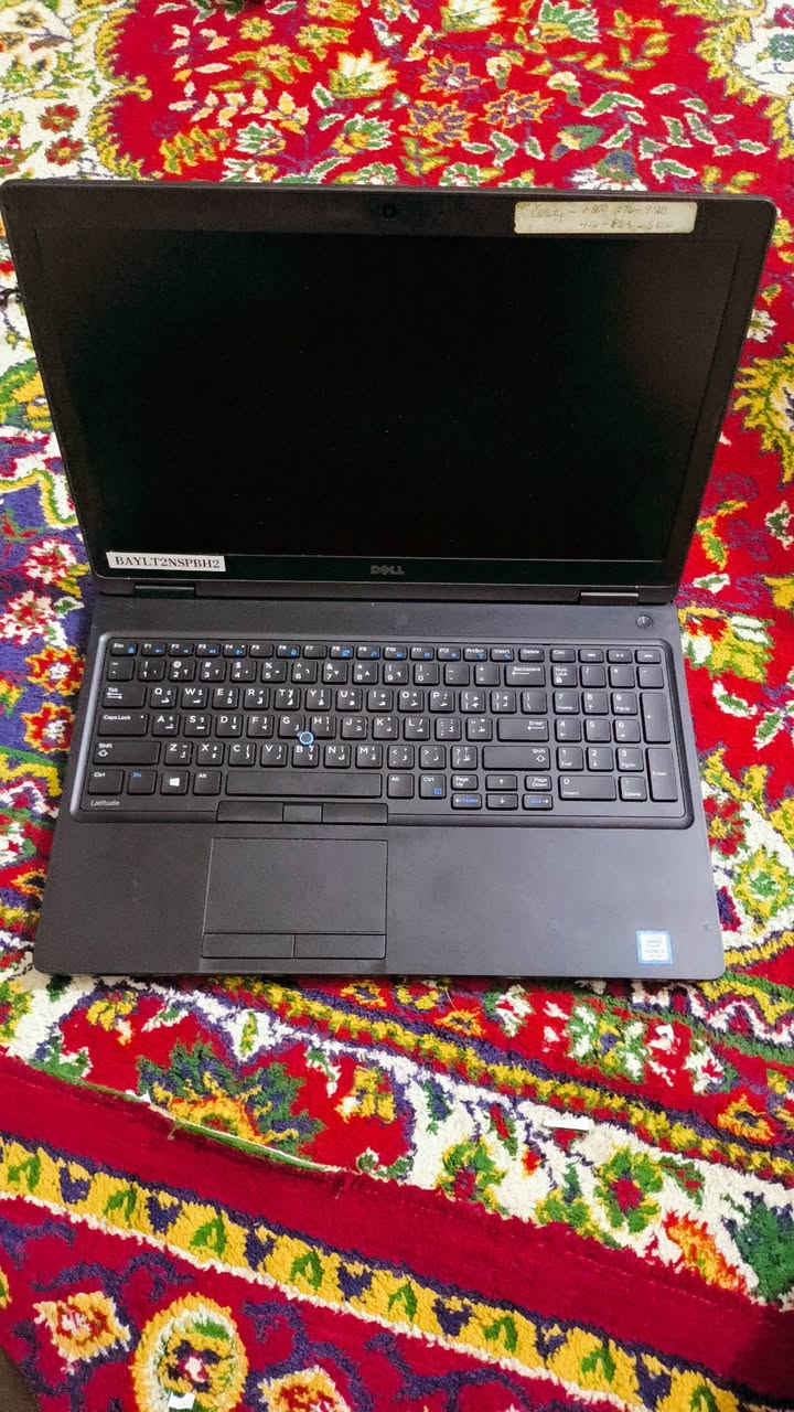 حاسبه نوع DELL. INC للبيع
حاسبه DELL نظافه ١٠٠٠ شخط واحد ما بيها لون اسود طافي كامل الملحقات ، 
نظام التشغيل Windows/system 32 
طراز النظام : Latitude 5580 
نوع النظام : x64-based PC 
4 المعالج (المعالجات) المنطقي  
RAM 8 . 
للتواصل: *********** .
